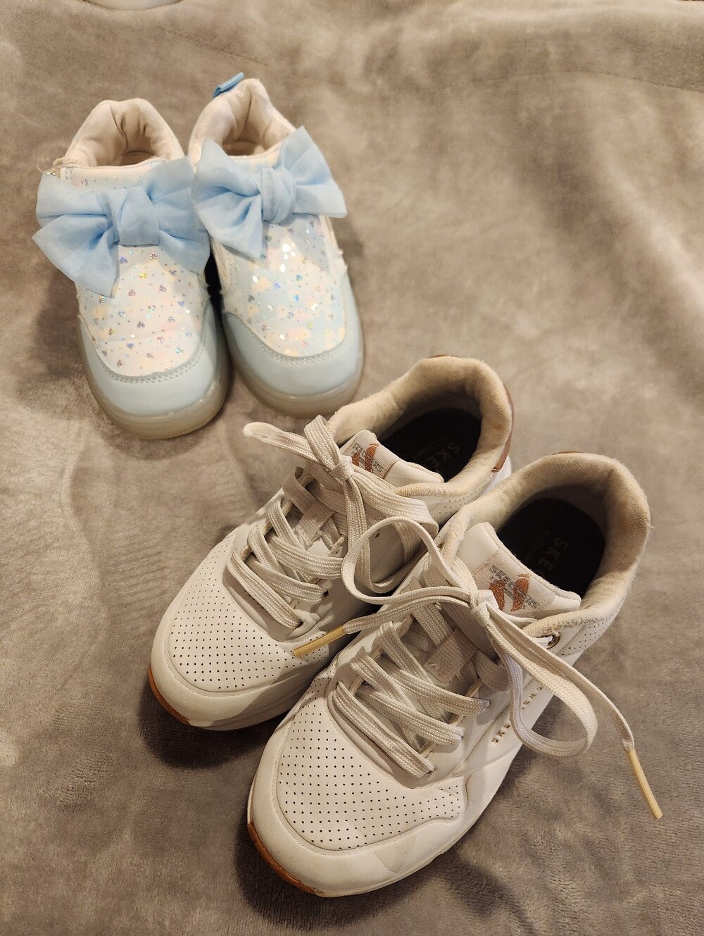 Girl's Play Sneakers, Size 11 & 11.5